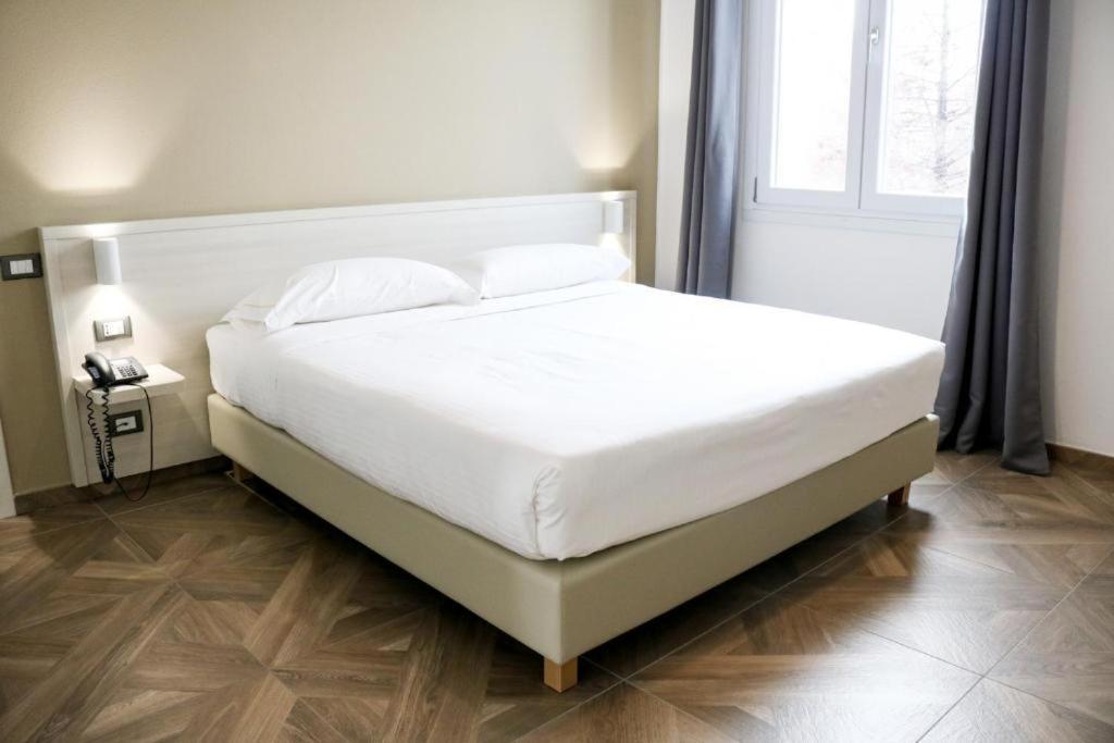 Hotel Donatello Modena Eksteriør bilde